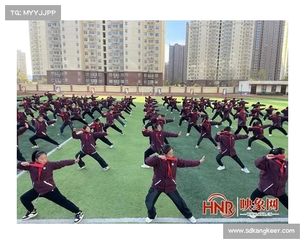 武术健身操:融合传统武术与现代健身,提升体能与气质的全新运动方式 武术健身操:融合传统武术与现代健身,提升体能与气质的全新运动方式